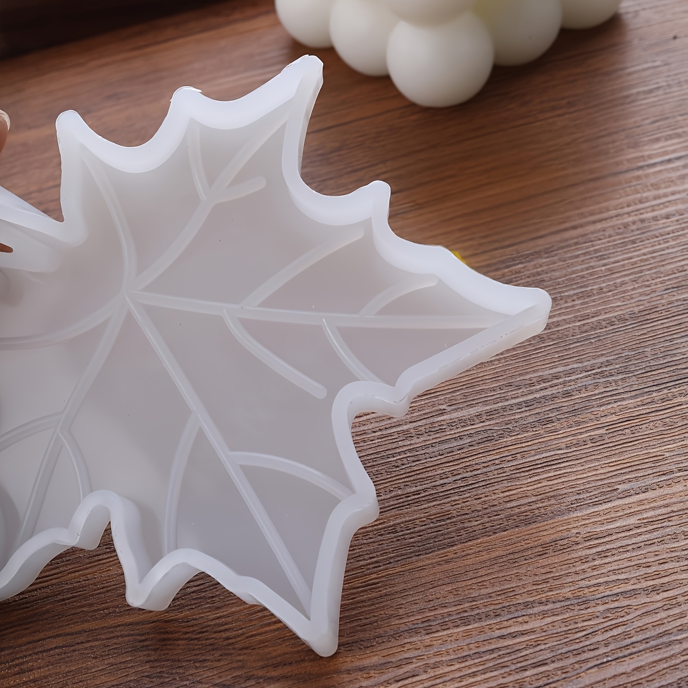 1PC Maple Leaf shaped Silicone - đánh giá và giá Candle Making Things